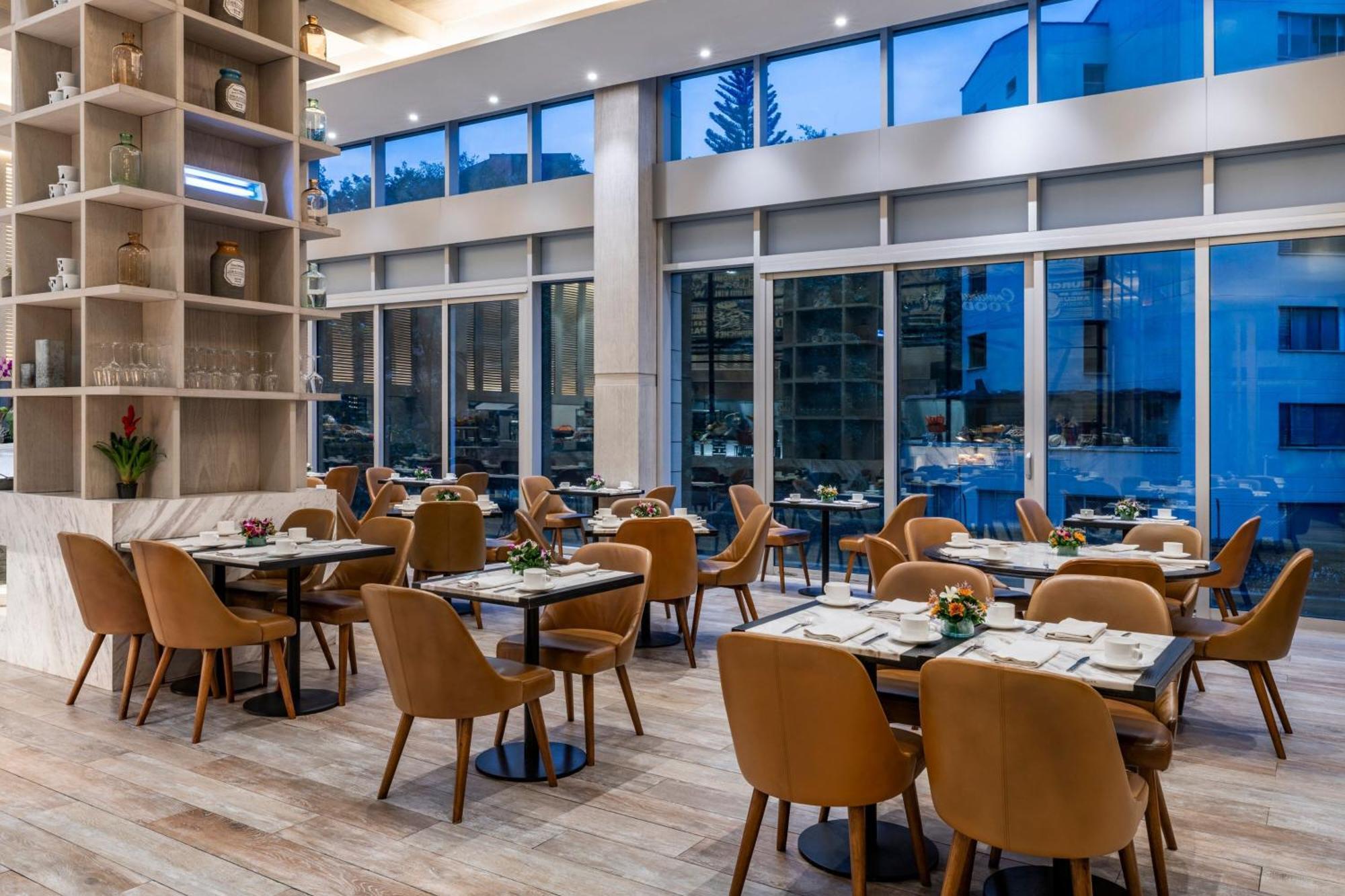 Medellin Marriott Hotel Екстериор снимка